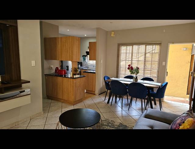 3 BEDROOM SECTIONAL TITLE FOR SALE IN SAFARI GARDENS